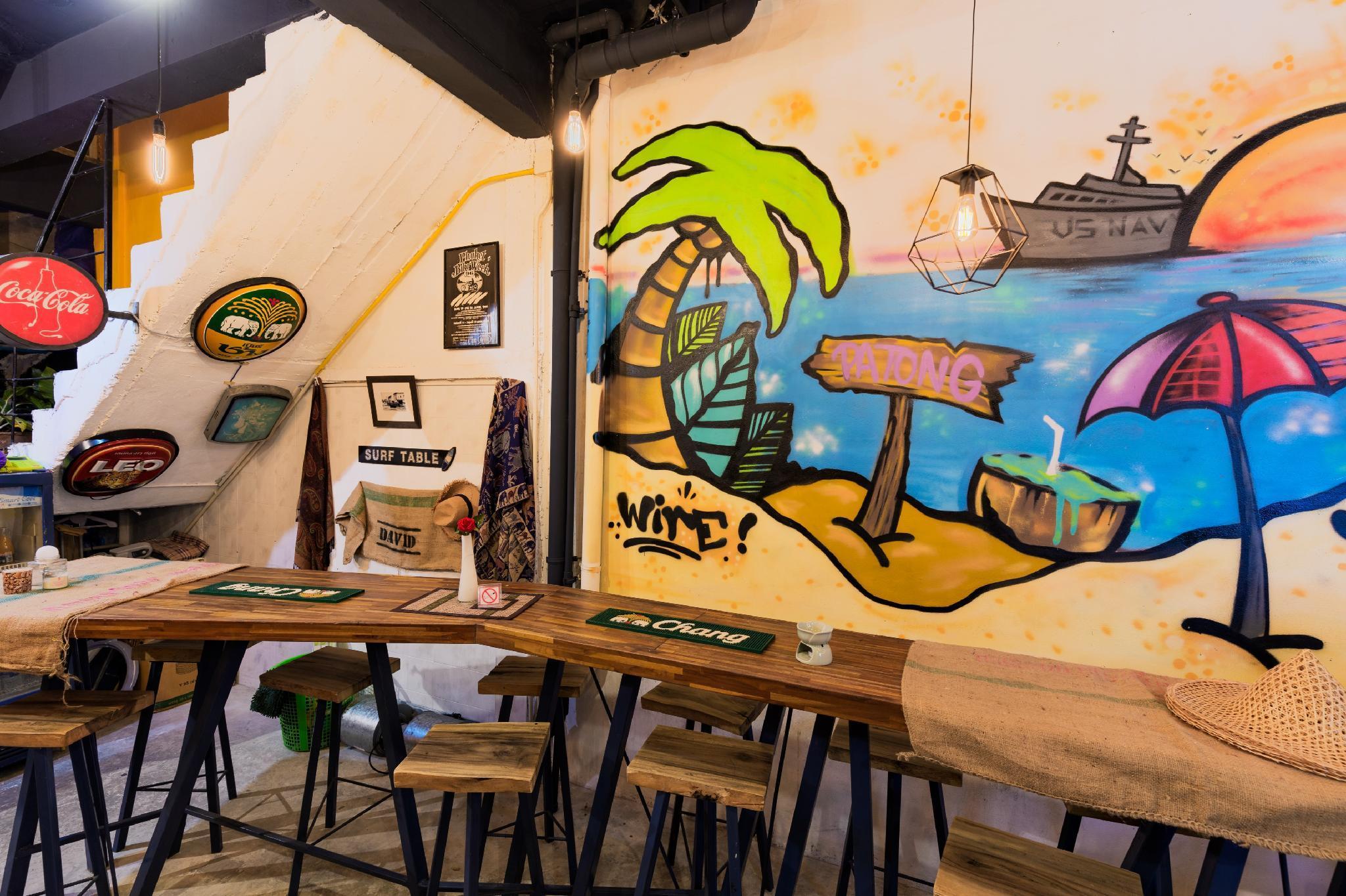 Wire Hostel Patong Exterior photo