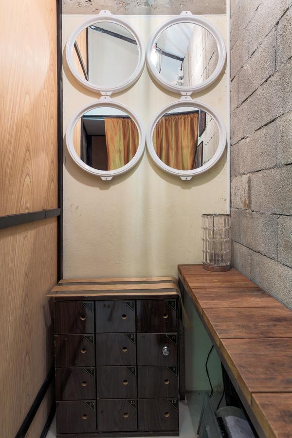 Wire Hostel Patong Exterior photo